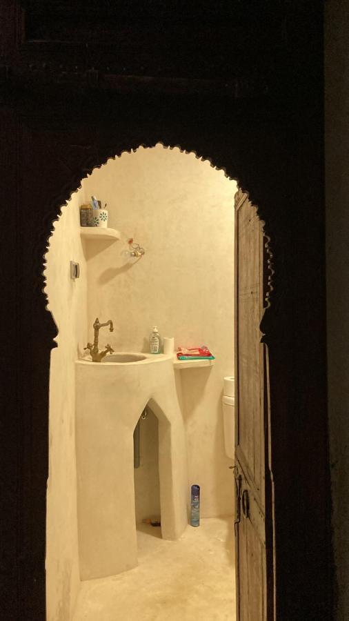 Riad Mama Aicha Асила Екстериор снимка